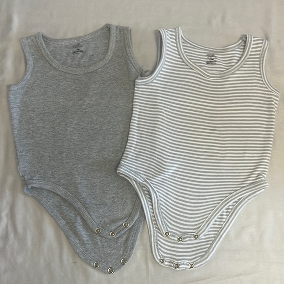 Touched by Nature - organic cotton Gray and White Sleeveless Bodysuit/onesies - Picture 1 of 4